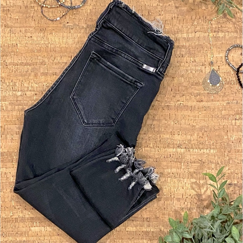 Kancan Skinny High Rise Frayed
Waist Raw Hem Jeans Sz 25